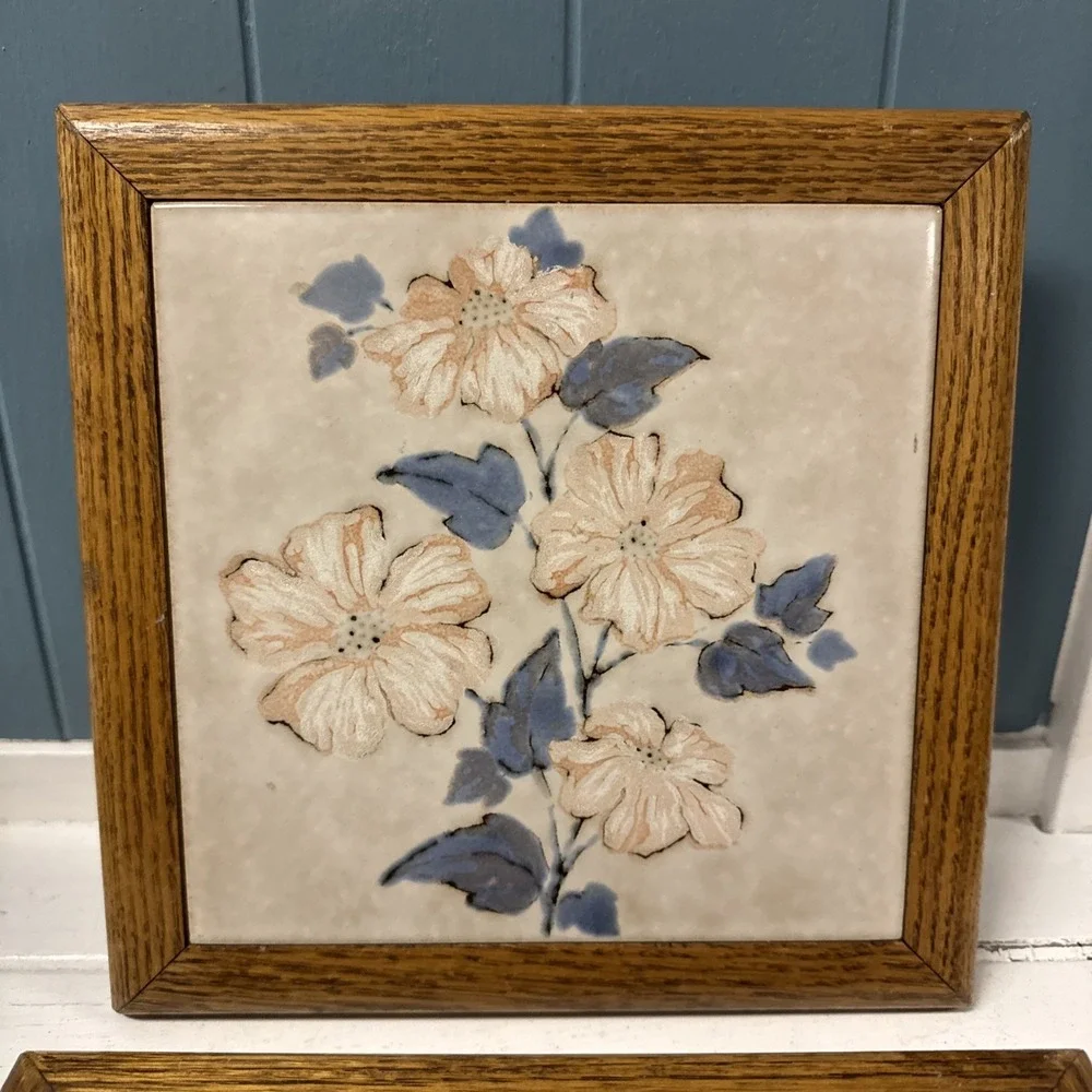 Lot If 2 Trivet 10